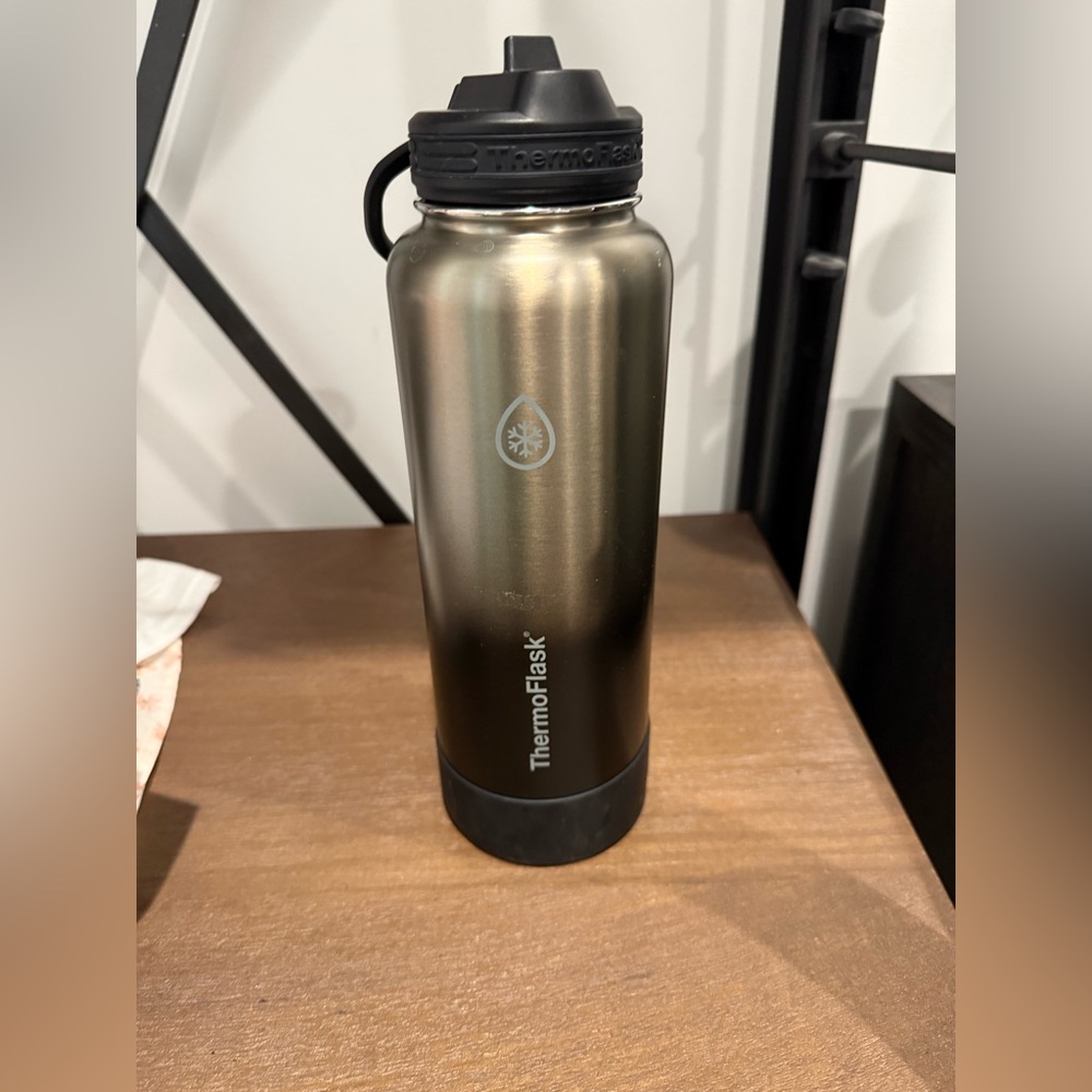 ThermoFlask Stainless Steel Water Bottle